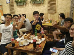 蓬莱镇烧烤加盟,学烧烤技术,开烧烤店多少钱疯狂烤翅加盟